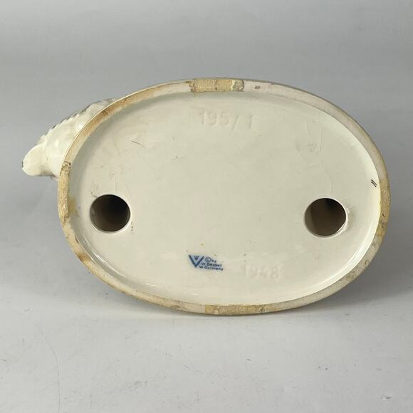 Goebel Hummel Barnyard Hero Figurine Little Boy Geese POOR #195 True Vtg Germany - Picture 6 of 14